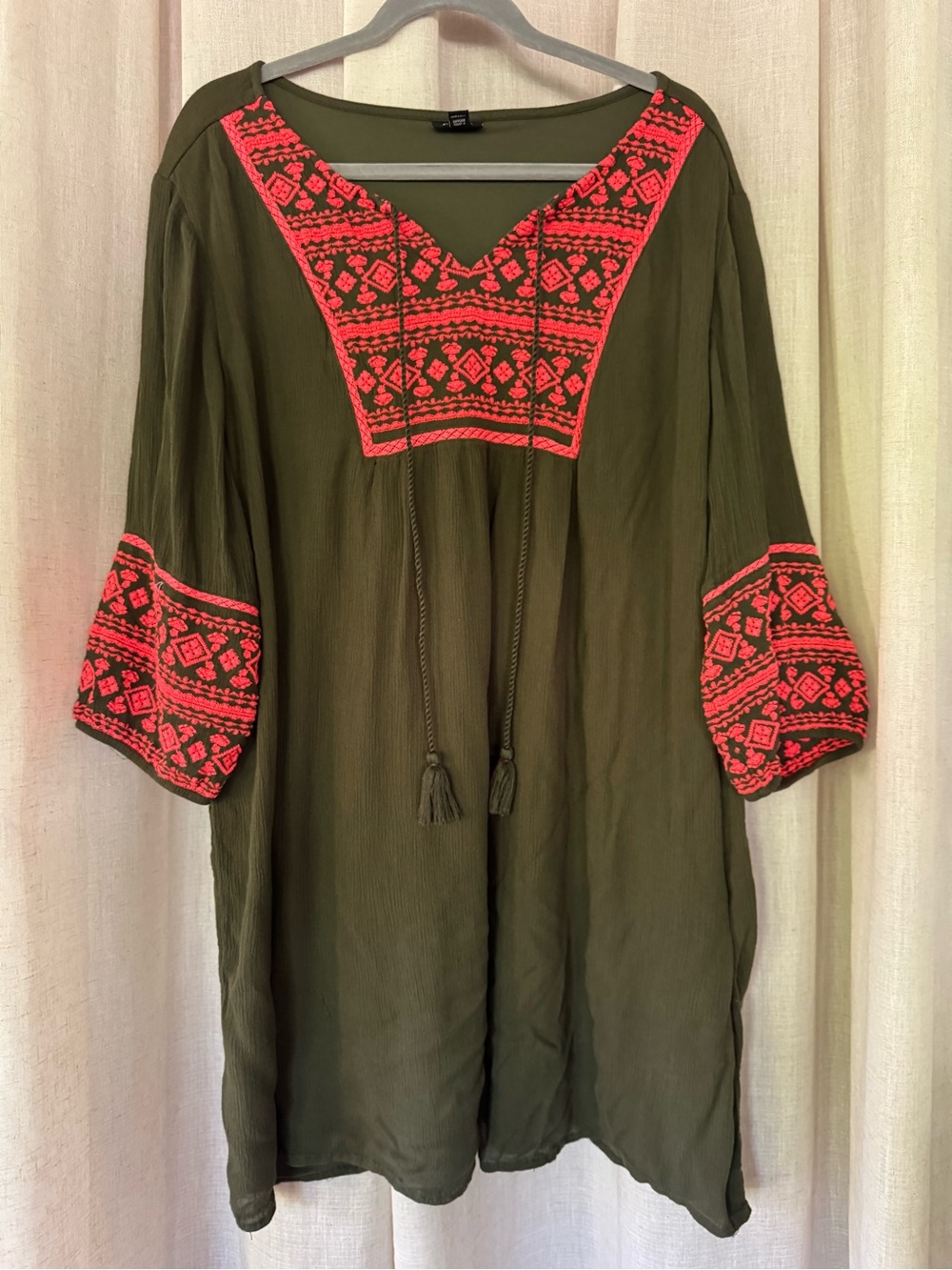a.n.a Olive Green Tunic Dress with Neon Pink Embroidered Yoke Size XL